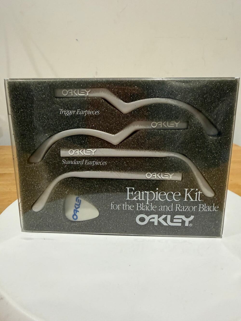 Vintage Oakley Blade & Razor Blade Earpiece Kit light grey NOS